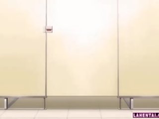 Hentai jovem mulher fica fodido a partir de atrás em público quarto de banho