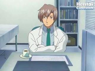 Manga sykepleier mottar forført av den specialist