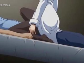 Genit anime kekasih menunggang dimuatkan zakar dalam beliau katil