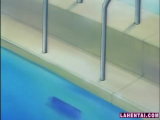 Hentai divinity trong áo tắm được fucked lược trong các hồ bơi