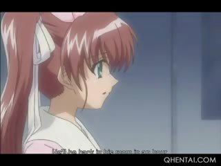 Hentai έφηβος/η χαρακτηριστικό μουνί καρφωμένα με αυτήν κορίτσι strapon