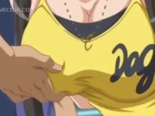 Malaking suso anime pornograpya alipin makakakuha ng mga utong pinched sa publiko