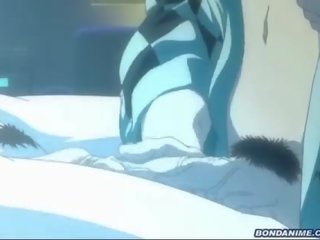 Een slapen hentai meesteres neemt een snavel en een bukkake