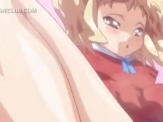 Aprótermetű anime asszony tart fasz -ban száj és kis quim